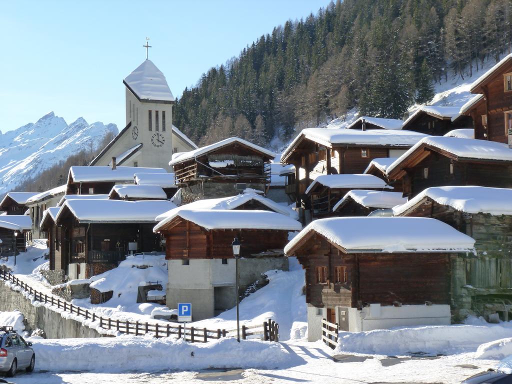 Chalet Des Alpes - Sunset View - クラン エクステリア 写真